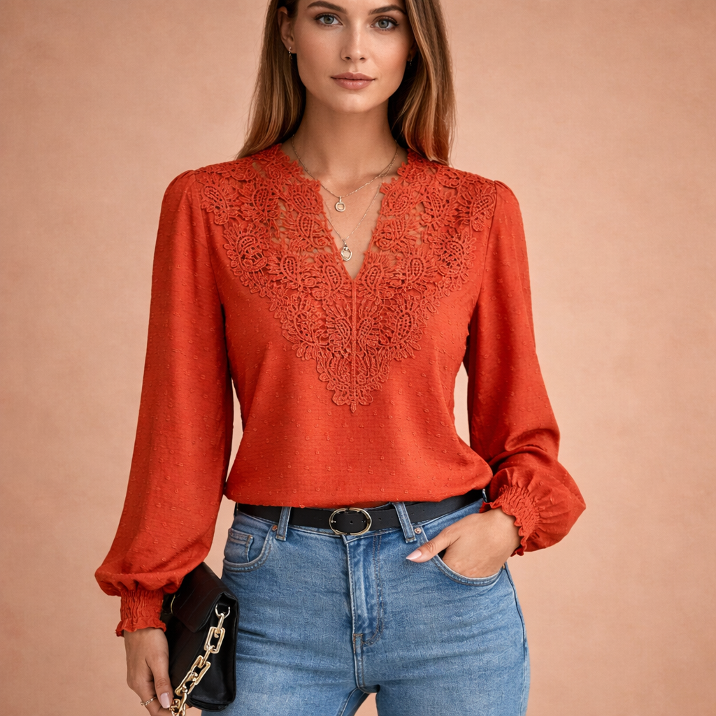 Louise | Sweter z detalem z koronki