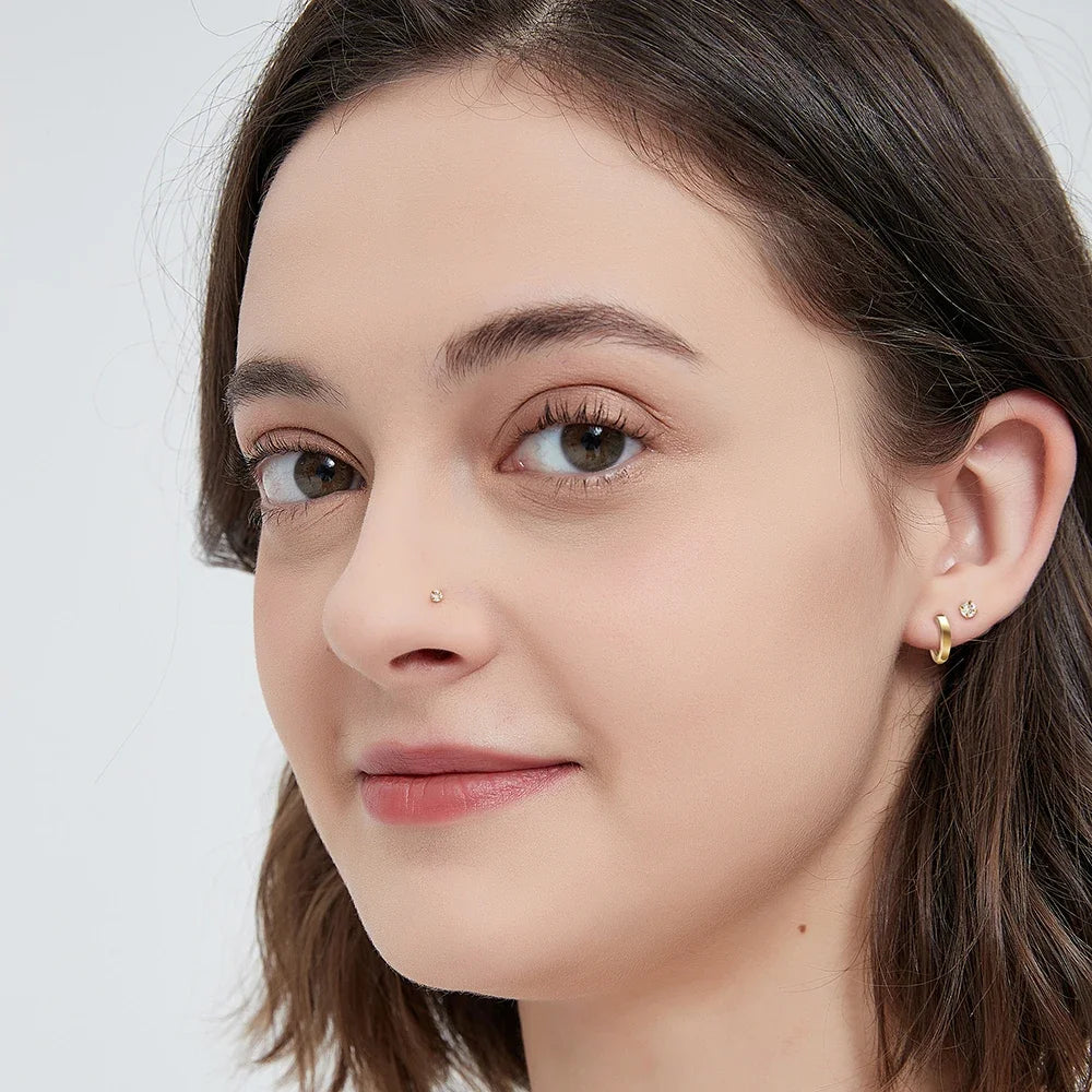 Minimalistyczne Kolczyki do Piercingu Ucha