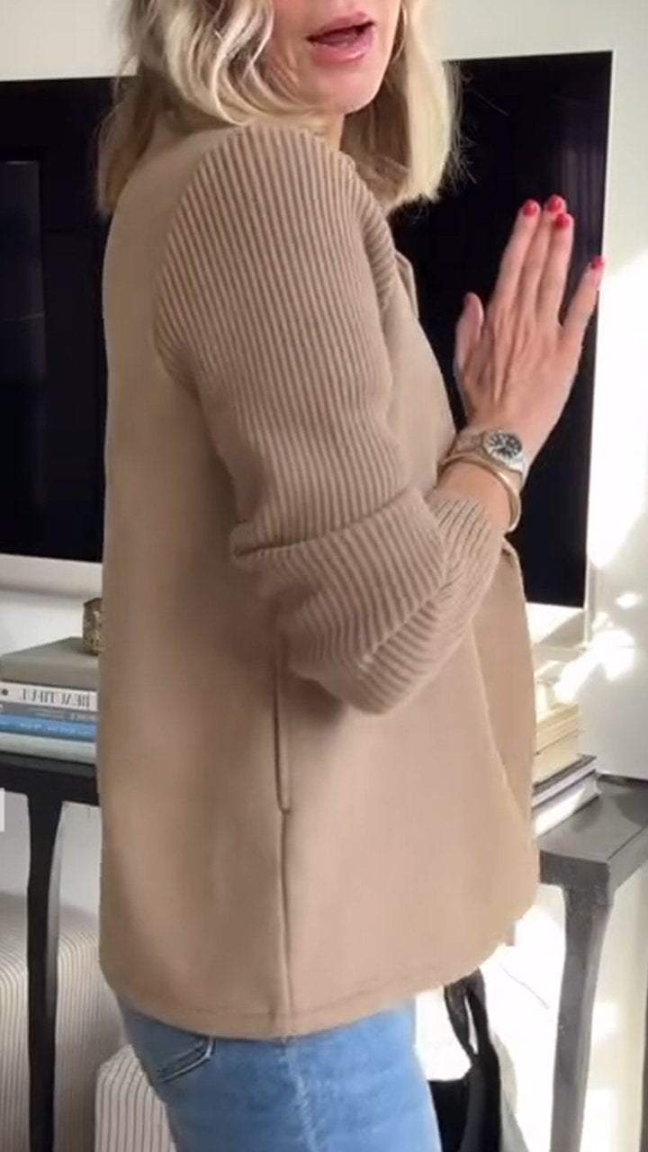 Amora - Elegancki żakiet z dzianinowym rękawem